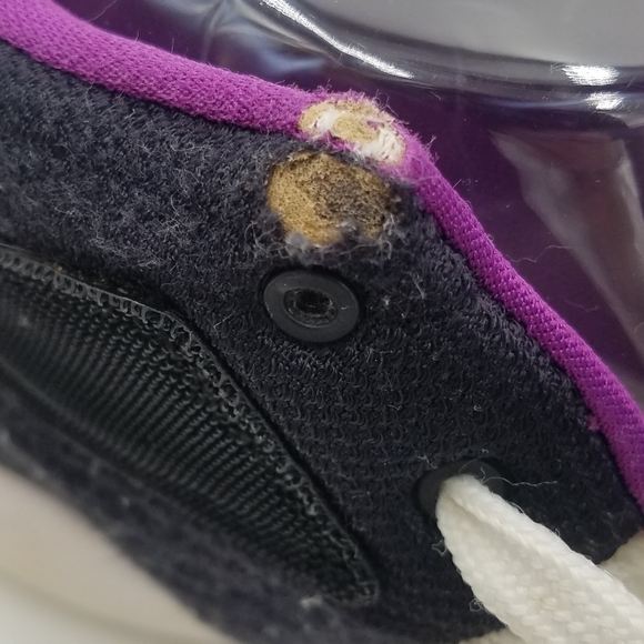 Nike Kyrie Irving Basketball Kyrie 2 Kyrache Sneaker Shoe 4.5Y Youth - Picture 9 of 11